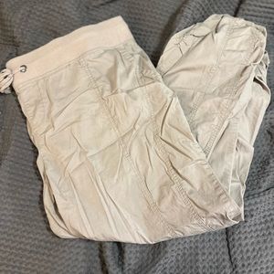 Crop Pull-On Skinny Stretch Poplin Mid-Rise Pant